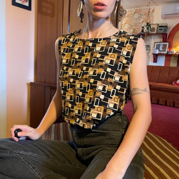 Y2K does 70s Geometric brown and black sqaure sleeveless wide strap tank top blo - Picture 1 of 15